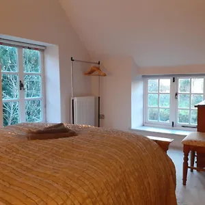 Holiday home Characterful Adjacent To An Orchard, Brockley